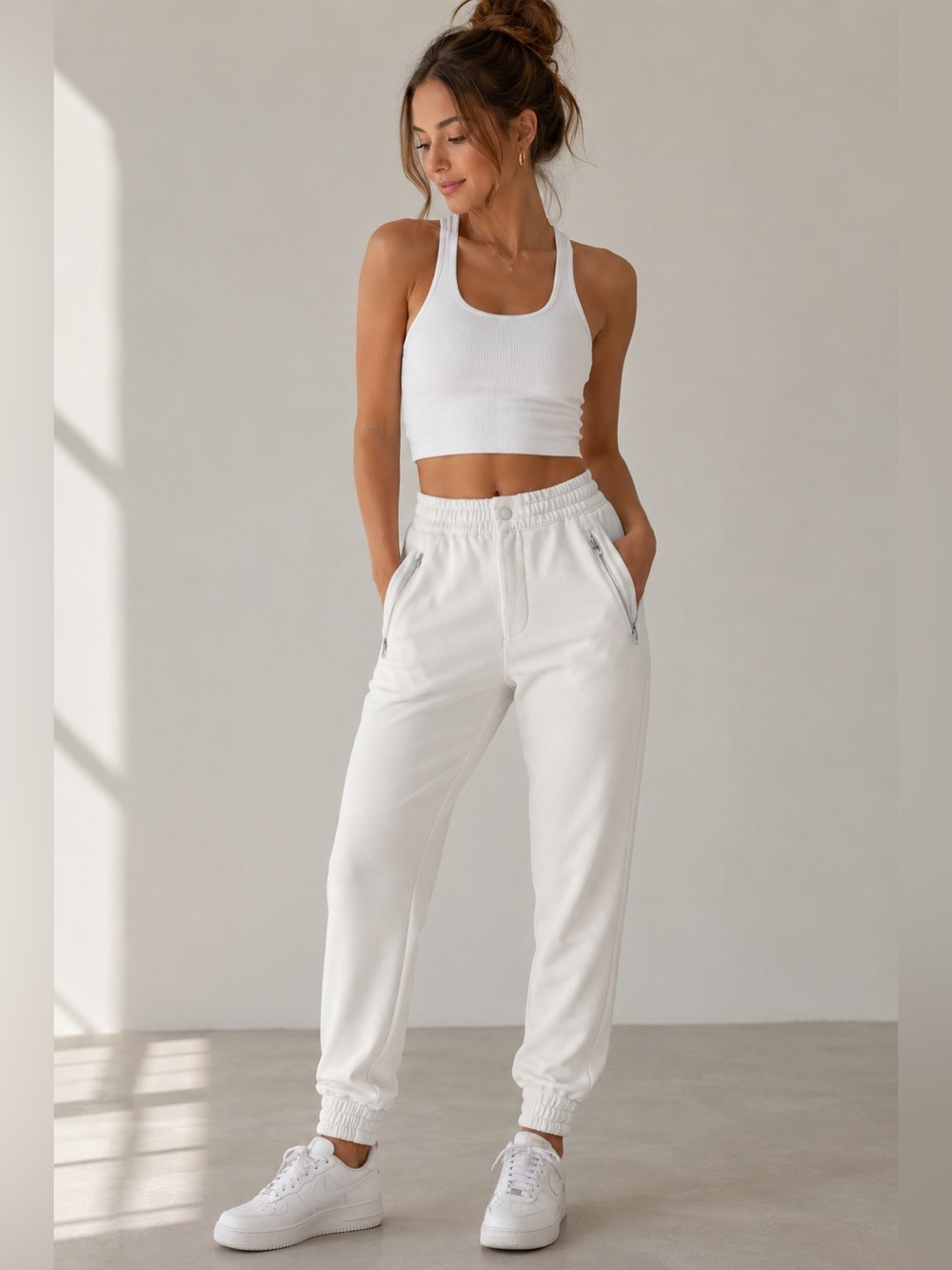 adidas Originals Off White Cuffed Jogger Sweatpants Women’s XS Embroidered Logo